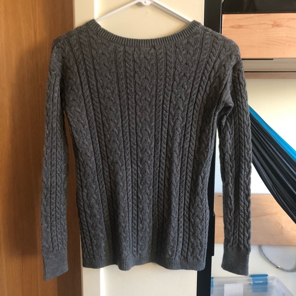 American Eagle Sweater - Picture 2 of 5